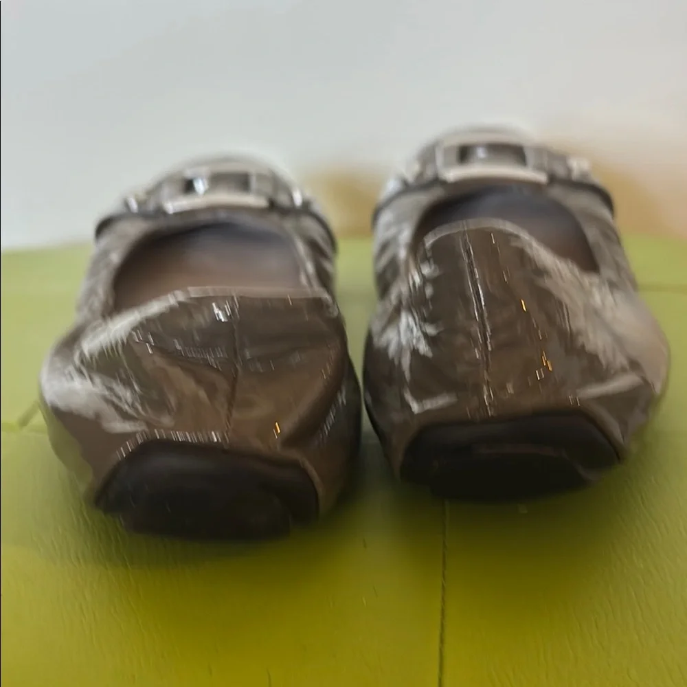 Me Too Women's Gray Ballet Flats - Picture 8 of 8